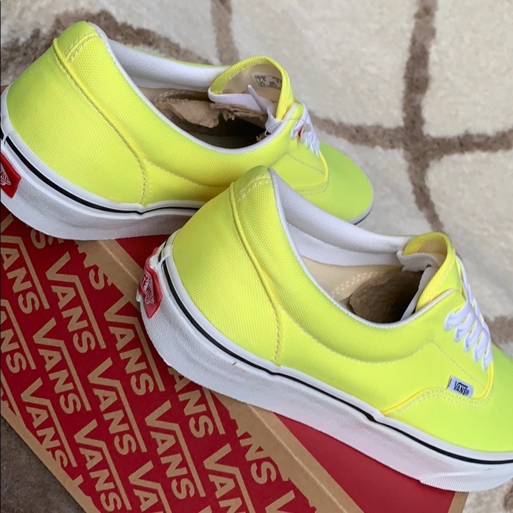 VANS ERA NEON LEMON TONIC/TRUE WHITE WMNS - Picture 7 of 16
